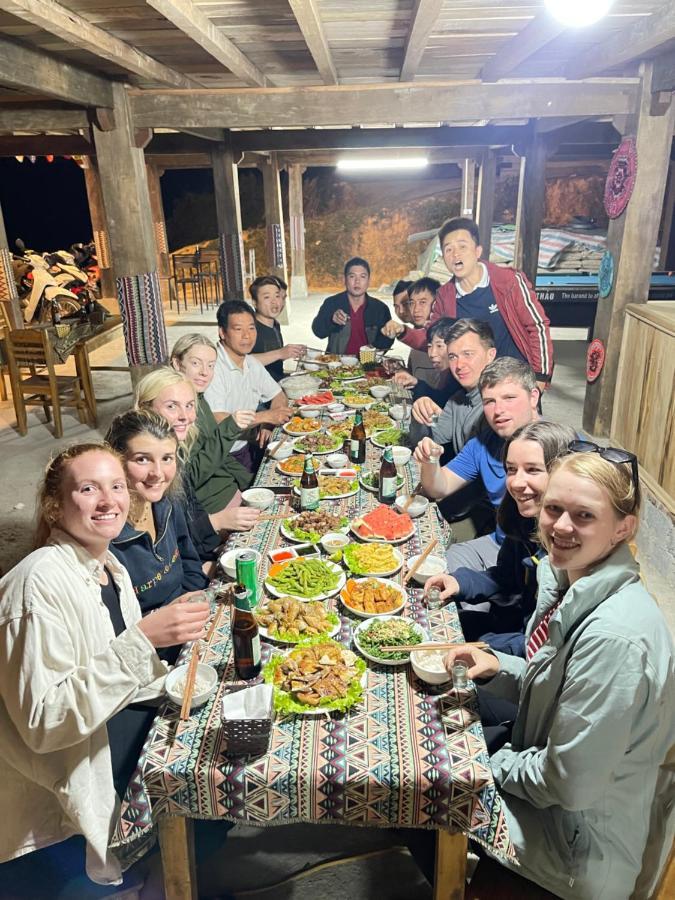 Du Gia Cozy Homestay & Tours Làng Cac エクステリア 写真
