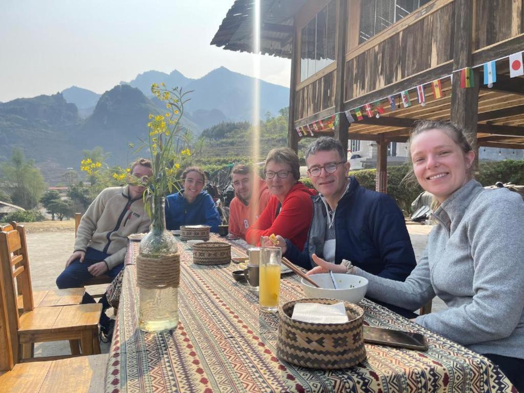 Du Gia Cozy Homestay & Tours Làng Cac エクステリア 写真