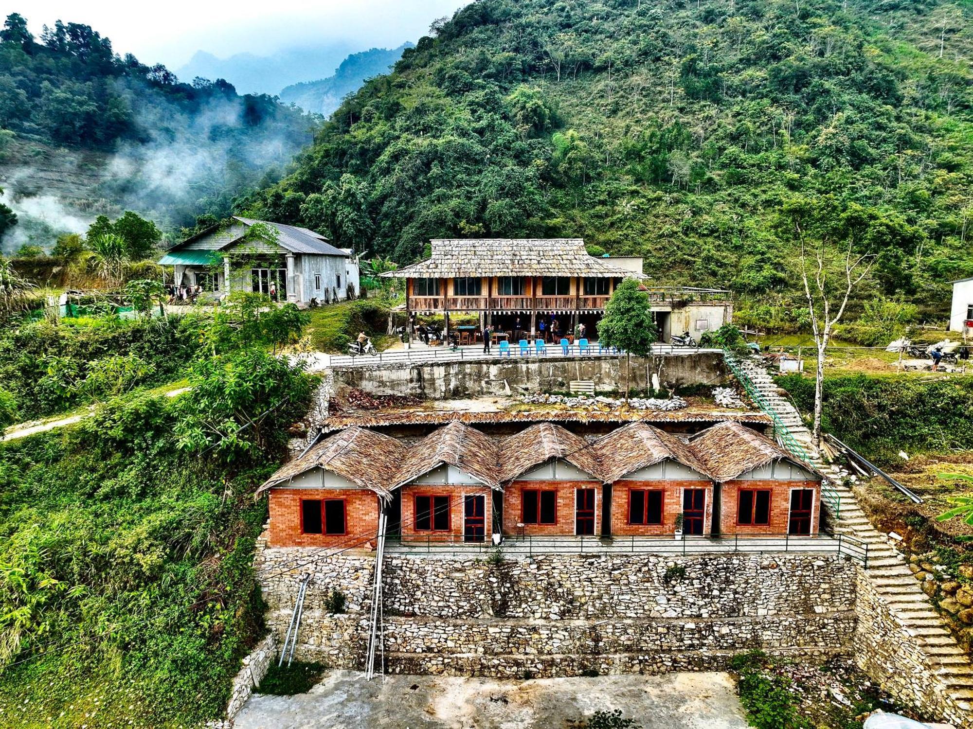Du Gia Cozy Homestay & Tours Làng Cac エクステリア 写真